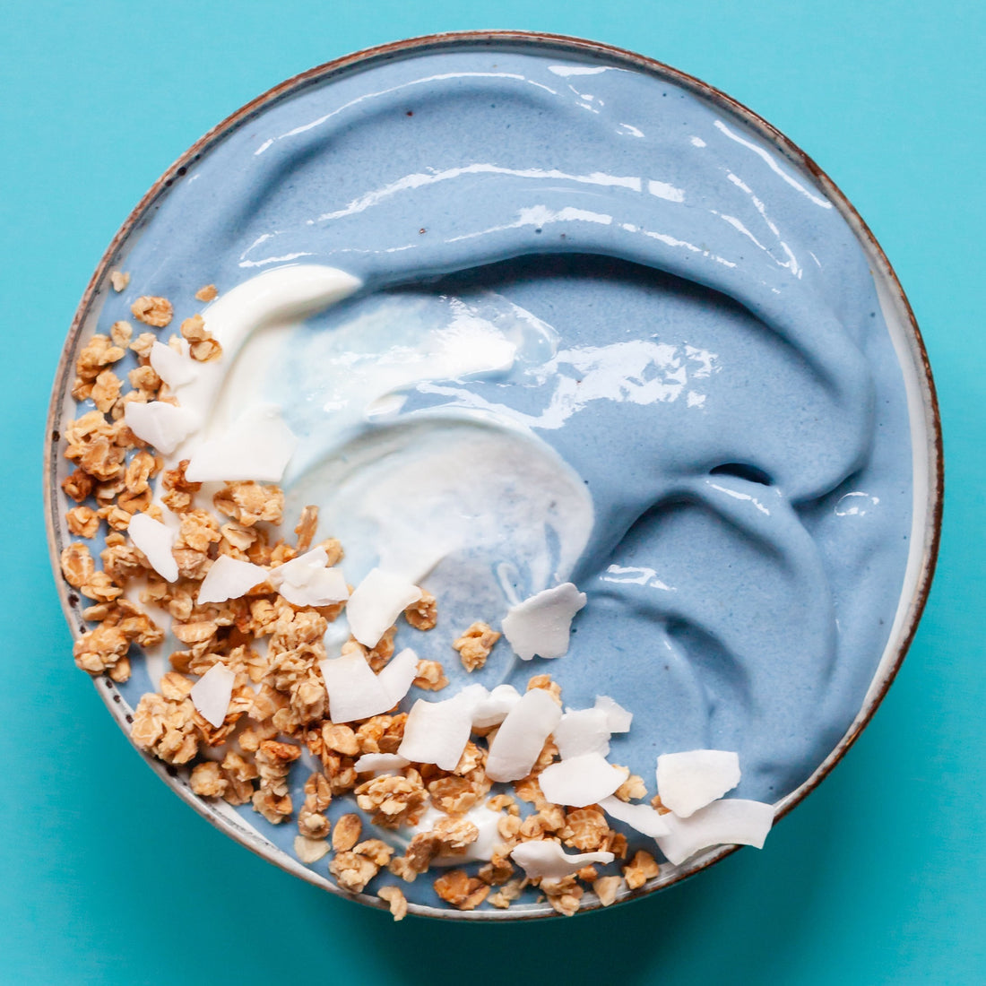 Ocean smoothie bowl to celebrate earth day